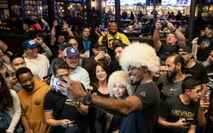 Открытые тренировки участников турнира UFC 235: Джонс - Смит