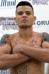 Dionathan Willian Barbosa (Sagat)