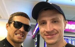 Тренер Усика назвал крутой идеей спарринги Тайсона Фьюри с Уэйном Руни