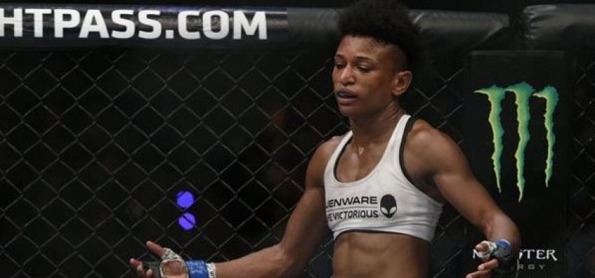 Анджела Хилл не сможет выступить на UFC 207 из-за правил антидопинговой политики USADA