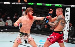 Видео боя Шарабутдин Магомедов – Марк Андре-Баррио UFC on АВС 9