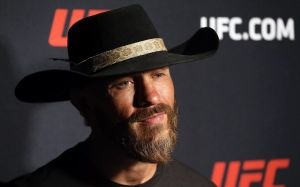 Дэн Харди: "Ветераны UFC – это товар, скармливаемый молодым бойцам"