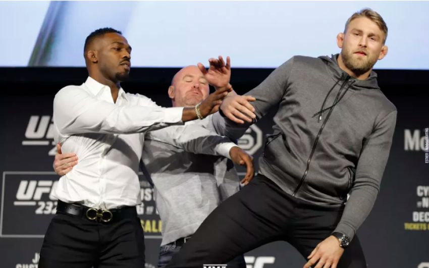 Билеты на турнир UFC 232 в Лос-Анджелесе поступят в продажу завтра
