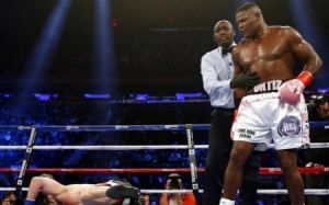 Эдди Хирн: Мы хотим, чтобы Ортис дрался с Бриггсом за титул WBA