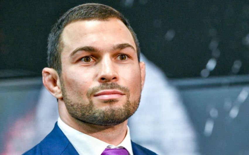 Волосы на груди Резникова помогли Вартаняну бить фронткики