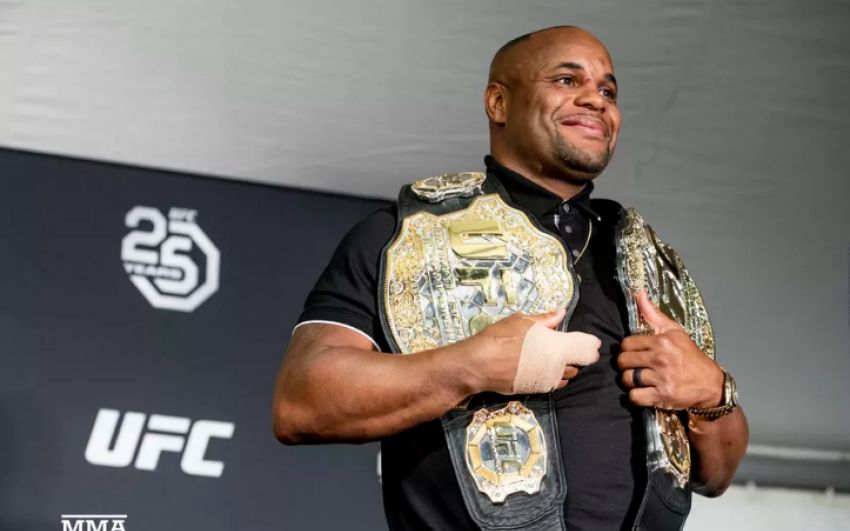 Даниэль Кормье прокомментировал решение USADA по делу Джона Джонса