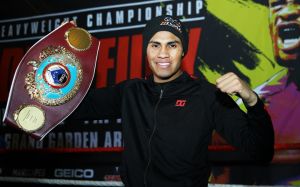 Официально: Эмануэль Наваррете освободил пояс WBO в 122 фунтах и перешел в следующий вес