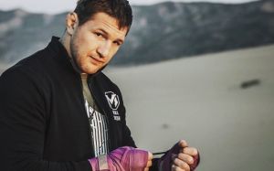Виталий Минаков - о словах тренера Минеева по поводу драки на турнире AMC Fight Nights: "Русских там и не было"