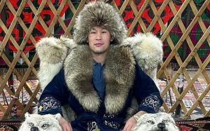 Рахмонов рассказал, как работал на низкооплачиваемых работах