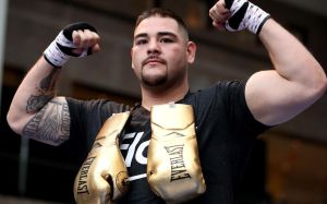 Энди Руис отреагировал на слухи о своем уходе из PBC