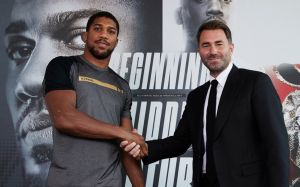 Официально: Энтони Джошуа продлил контракт с Matchroom Boxing