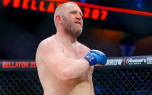 Сергей Харитонов перезаключил контракт с Bellator на более выгодных условиях