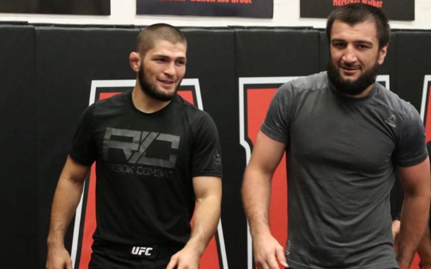 Хабиб Нурмагомедов призвал поддержать российских бойцов на UFC в Москве