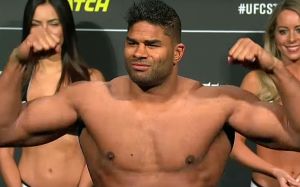Результаты взвешивания турнира UFC on ESPN 7: Алистар Оверим - Жаирзиньо Розенштруйк