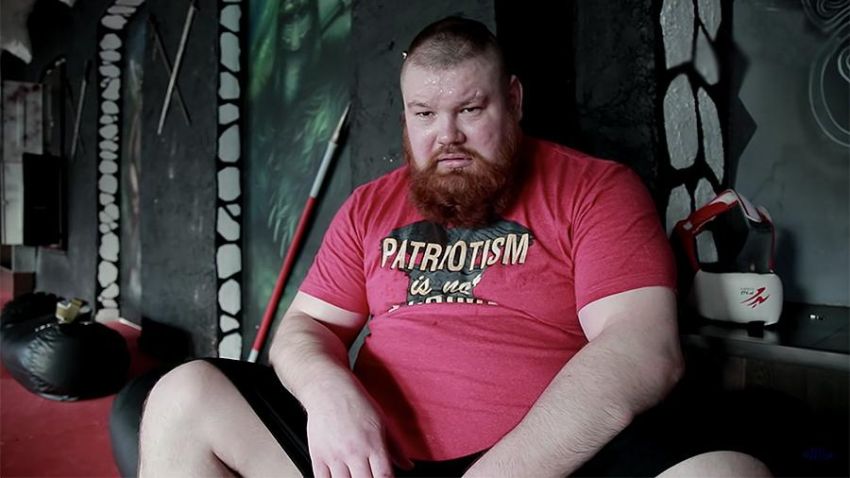 Вячеслав Дацик - о поединке с Емельяненко: "Мне кажется, у него жим-жим. Реальных боев боится"