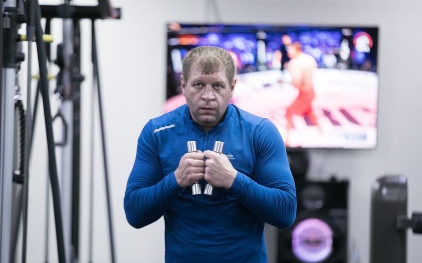 Александр Емельяненко - Александру Шлеменко: "Конкретный ты бздило!"