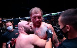 Хрюнов намекает на реванш Емельяненко с Исмаиловым