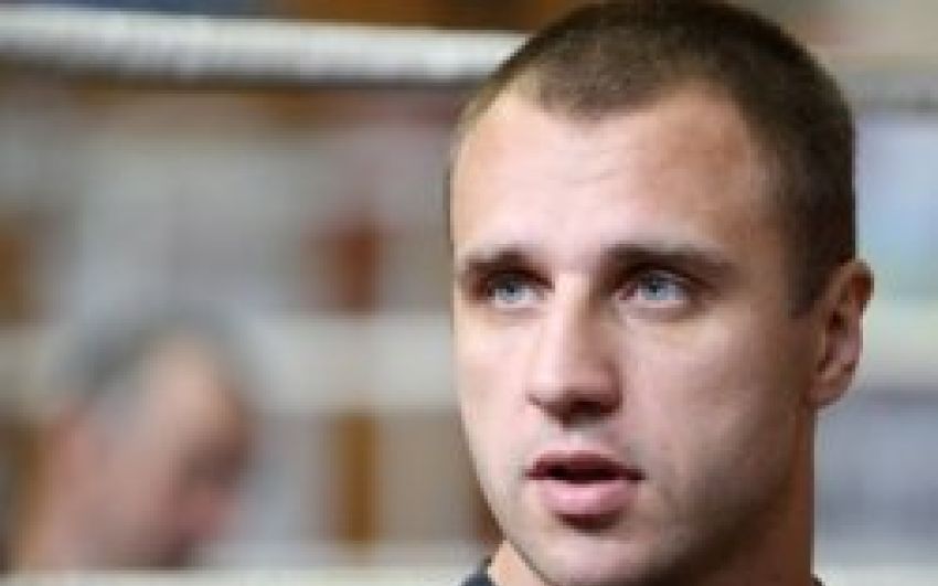 Бурсак едет в Англию — драться с чемпионом мира Сондерсом 