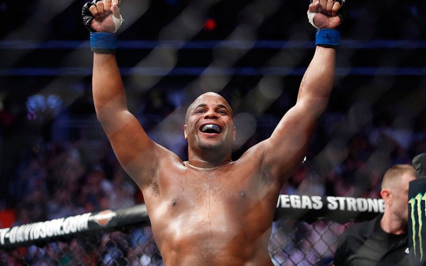 Кормье ответил, о чем больше всего сожалеет за время карьеры в UFC