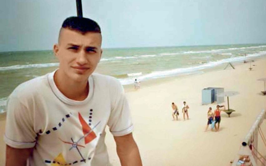 (Фото) Угадайте знаменитого боксера 