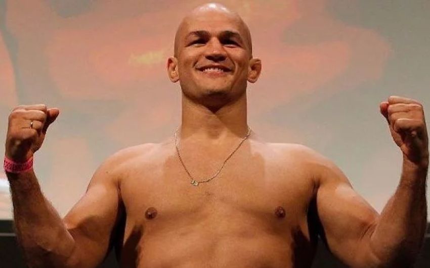 Бой Джуниора Дос Сантоса и Тая Туивасы станет мейн-ивентом турнира UFC Fight Night 142