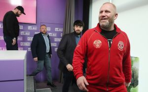 Шлеменко - о словах Харитонова после примирения с Яндиевым: "Меня не устраивает, что это преподносится потерпевшим как пример правильных действий"