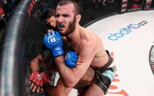 Ислам Мамедов прокомментировал поражение от Хендерсона на Bellator 273