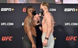 Церемония взвешивания и битвы взглядов перед UFC on ESPN 11: Кертис Блэйдс - Александр Волков