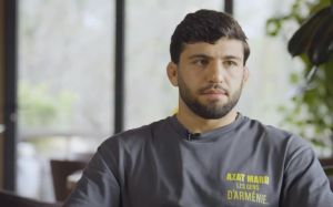 "Потому что я здесь живу, здесь моя семья". Царукян объяснил, почему готовится к бою с Мойкано в Краснодаре