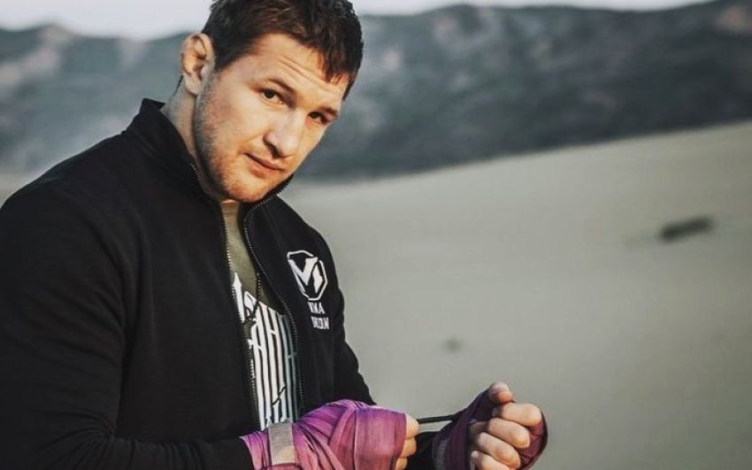 Виталий Минаков - о словах тренера Минеева по поводу драки на турнире AMC Fight Nights: "Русских там и не было"