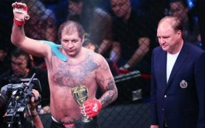 Емельяненко объяснил, почему поехал лечиться от алкоголизма