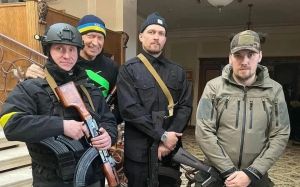 Арнольд Барбоза поддержал Ломаченко, Усика и братьев Кличко в борьбе против России: "Я молюсь за них и их семьи"