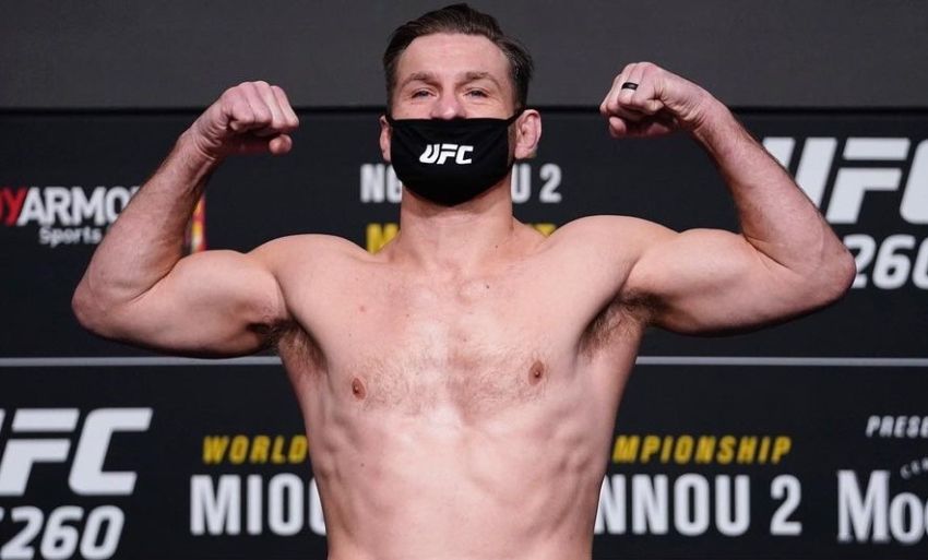 Результаты взвешивания турнира UFC 260