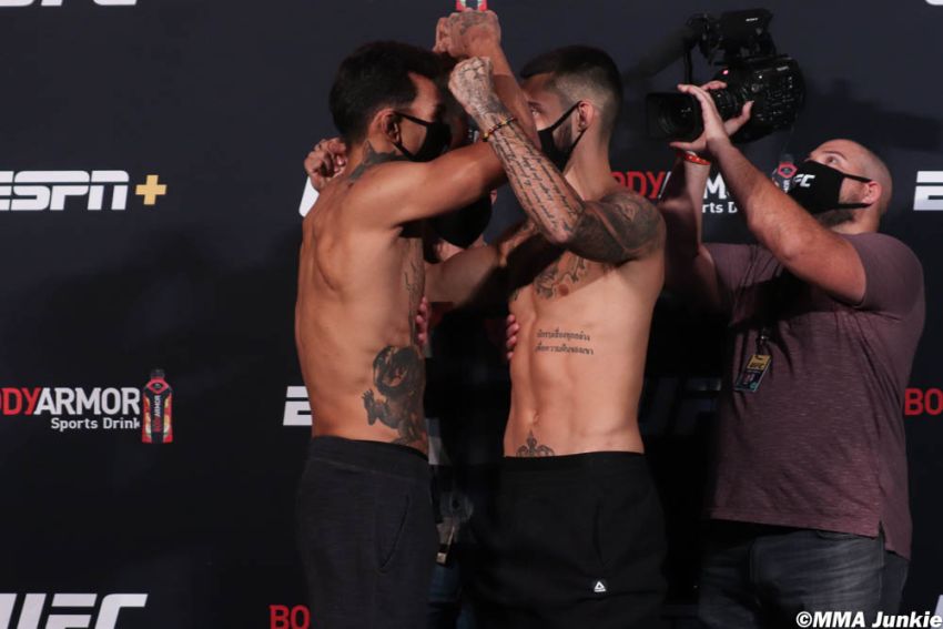 Видео боя Андре Фили - Чарльз Журдейн UFC on ESPN 10