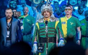 Александр Усик объяснил, почему он не слушает музыку перед выходом на бой