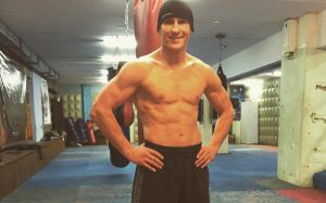 Глава IBF назвал зверем защитившего титулы чемпиона мира боксера Трояновского