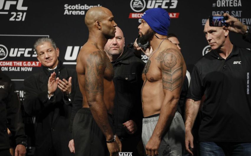 Видео боя Джими Манува - Тиаго Сантос UFC 231
