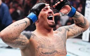 Джо Роган восхитился временным чемпионом UFC Томом Аспиналлом: "Он феноменален"