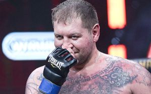 Менеджер Емельяненко прокомментировал пьяный дебош бойца в аэропорту Екатеринбурга