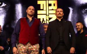 "75-килограмовый боксер-любитель": Тайсон Фьюри дал характеристику Александру Усику
