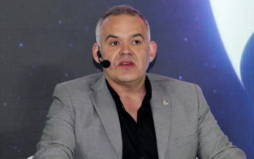 Президент WBA: "Никто не убедил меня, почему должен остаться только один чемпион"
