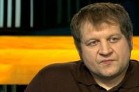 "Сидел как обычный человек, звездой в тюрьме не был". Александр Емельяненко на свободе