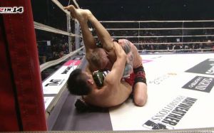 Видео боя Юки Мотоя - Джастин Скоггинс Rizin 14