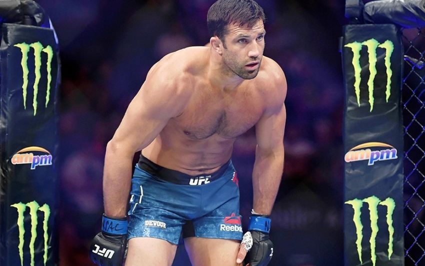 Люк Рокхолд наехал на UFC из-за бонусов: "Людям пора проснуться"