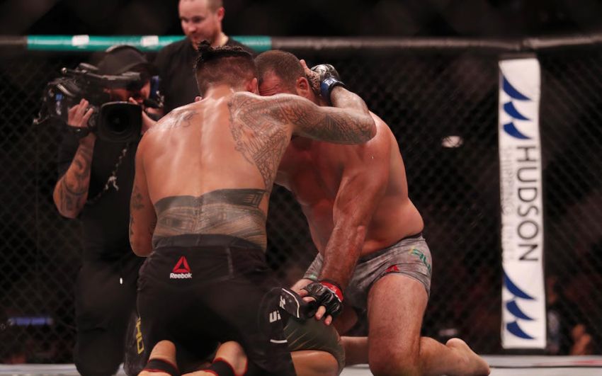 UFC Fight Night 142: Маурисио Руа финишировал Тайсона Педро в зрелищном поединке