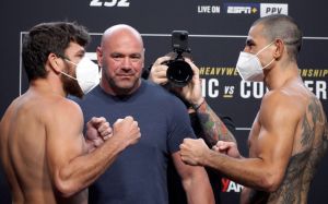 Видео боя Джим Миллер - Винс Пичел UFC 252