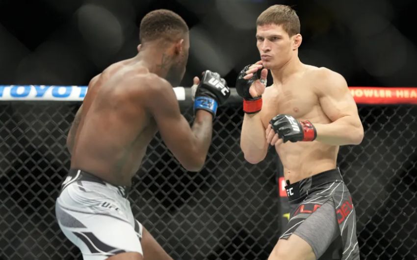 Мовсар Евлоев снялся с боя против Топурии на UFC 270