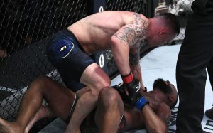 Медицинские отстранения участников турнира UFC Fight Night 178: Тайрон Вудли - Колби Ковингтон