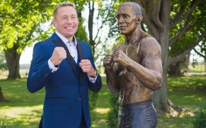 В Канаде установили памятник экс-чемпиону UFC Джорджу Сент-Пьеру