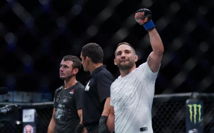 Бонусы турнира UFC Fight Night 133: Дос Сантос - Иванов